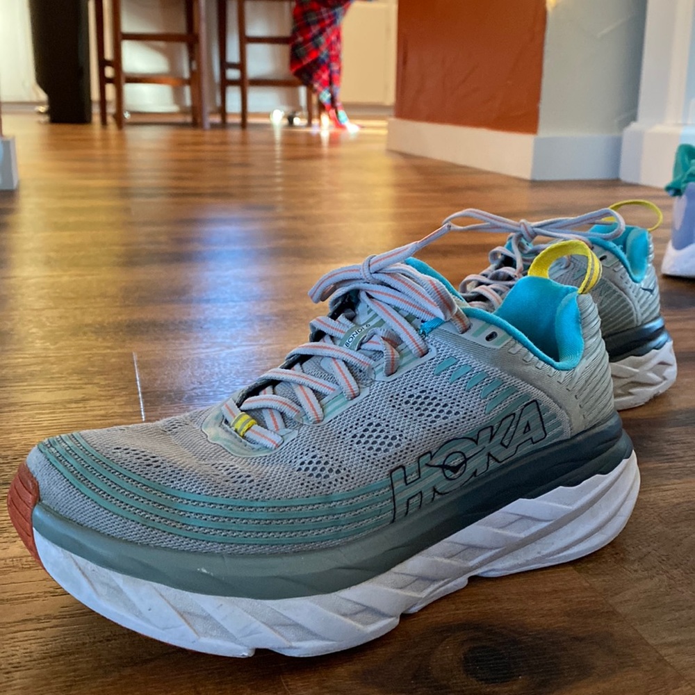 Hoka One One Women's Bondi 6 Running Shoes Sz 7.5